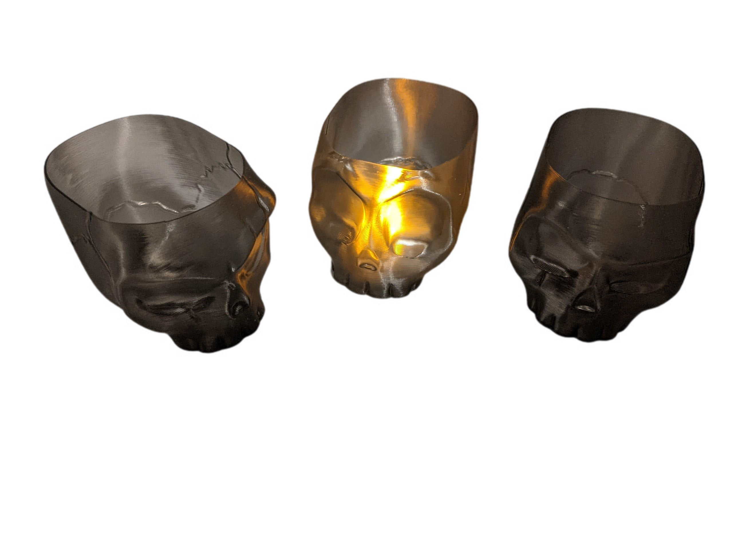 Set of 3 Skull dishes